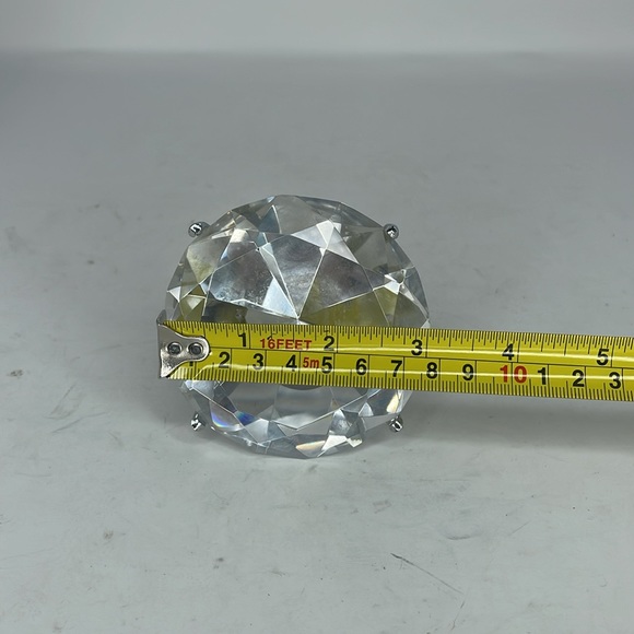 LARGE Sparkling Glass Diamond Ring Paperweight - Wedding Decoration - Picture 8 of 11